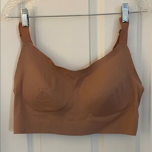 Duluth Trading Co Beige Seamless Wireless Bra 1X